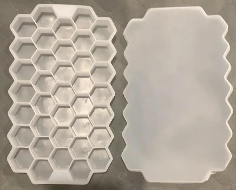 Ice Cube Maker Tray