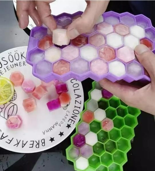 Ice Cube Maker Tray